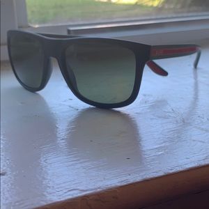 Gucci men’s sunglasses. Perfect condition.